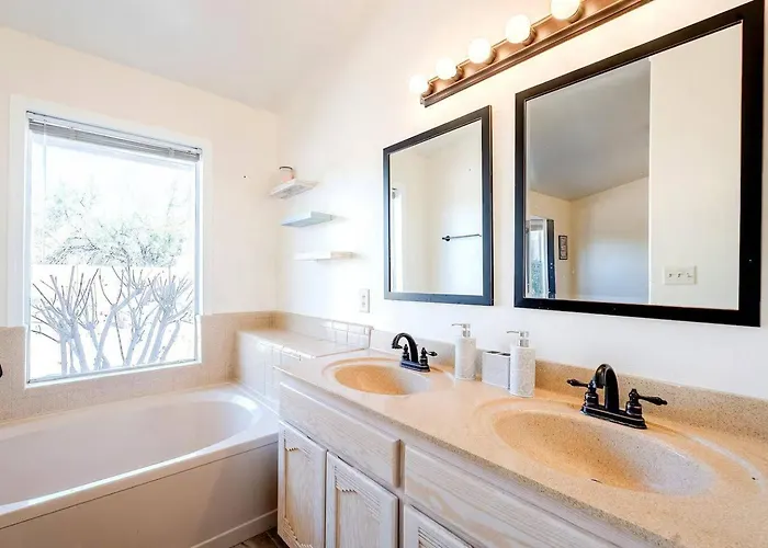 The Sonoran Sanctuary In Holiday home